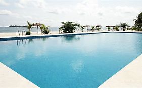The Place Resort At Tokeh Beach Freetown Exterior photo