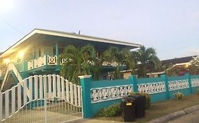 Appartement Restorations Tobago à Crown Point Exterior photo