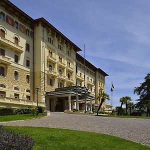 Grand Hotel Palazzo Della Fonte Fiuggi Exterior photo