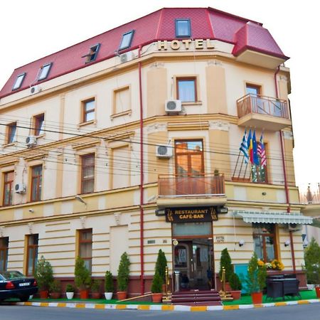 Hotel Papu Bucarest Extérieur photo