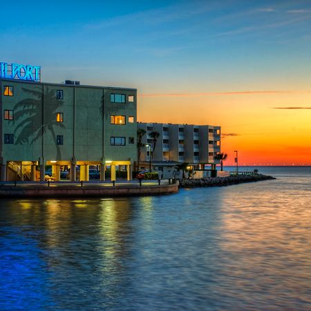 Sailport Waterfront Suites Tampa Extérieur photo