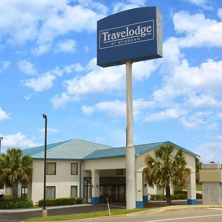 Travelodge By Wyndham Montgomery East Extérieur photo