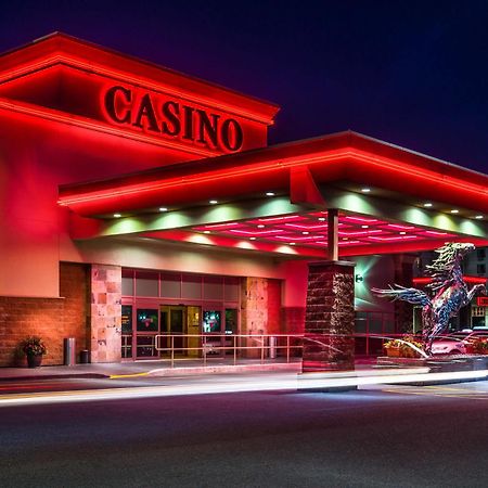 Deerfoot Inn And Casino Calgary Extérieur photo