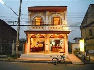 Baan Ingoon Guesthouse That Phanom Extérieur photo