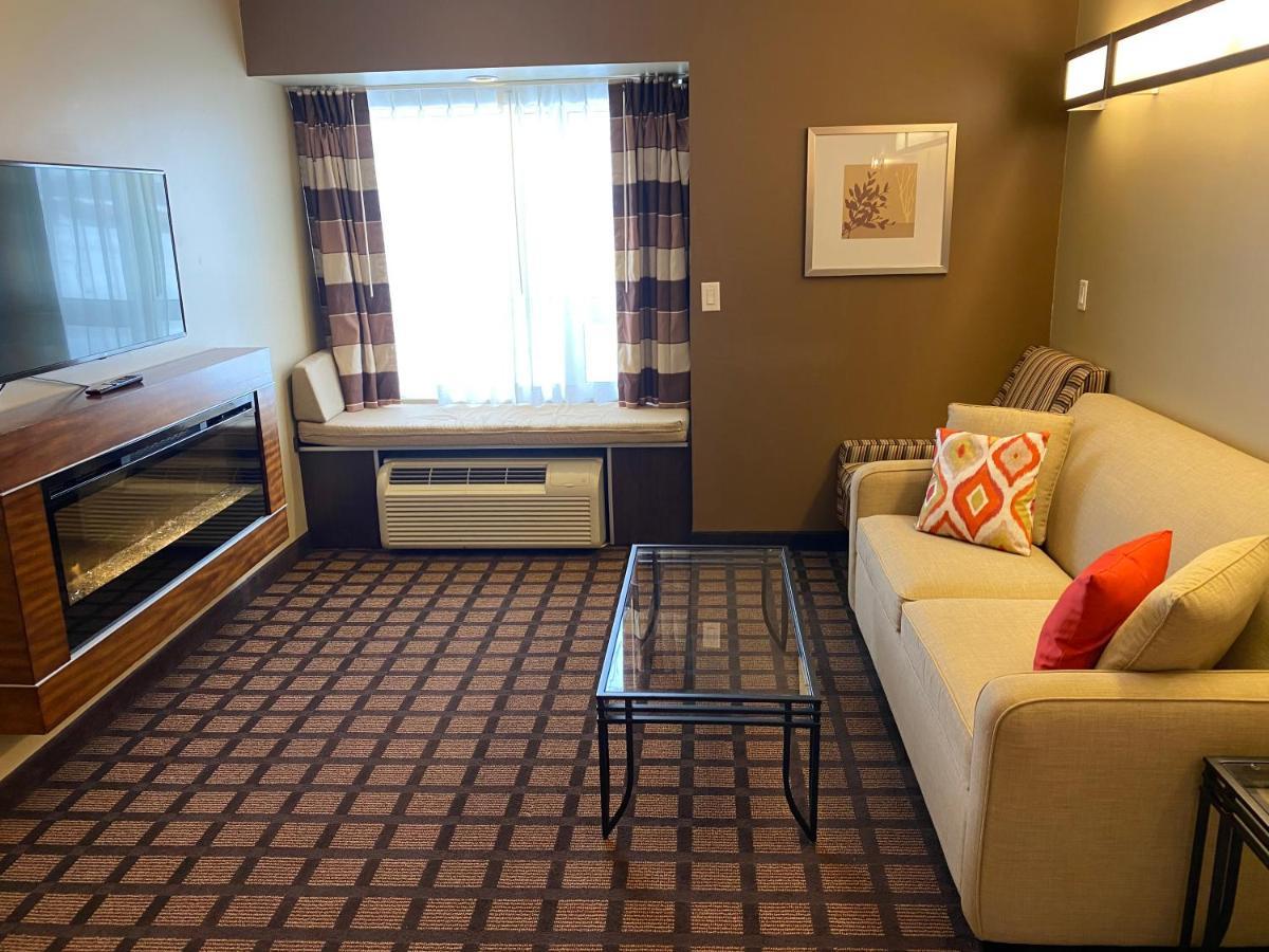 Microtel Inn & Suites By Wyndham - Timmins Extérieur photo