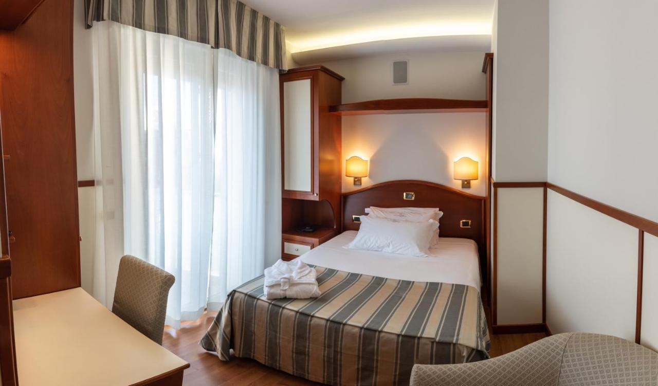 Hotels Vidi Miramare & Delfino Jesolo Extérieur photo