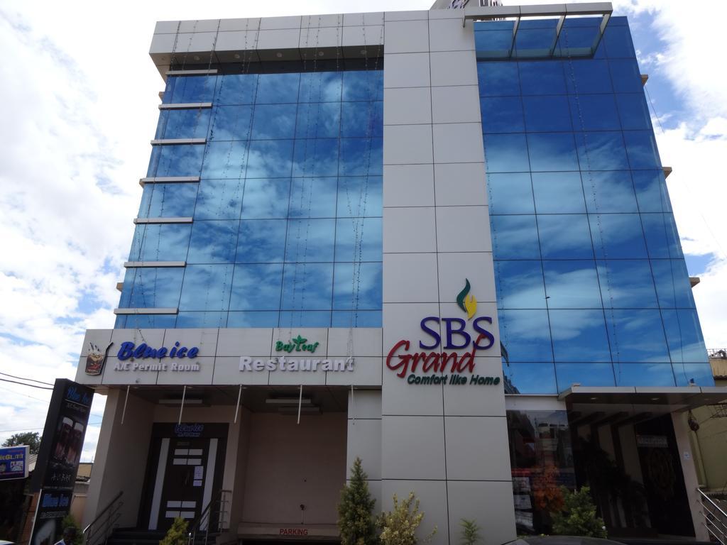 Hôtel Sbs Grand à Coimbatore Extérieur photo