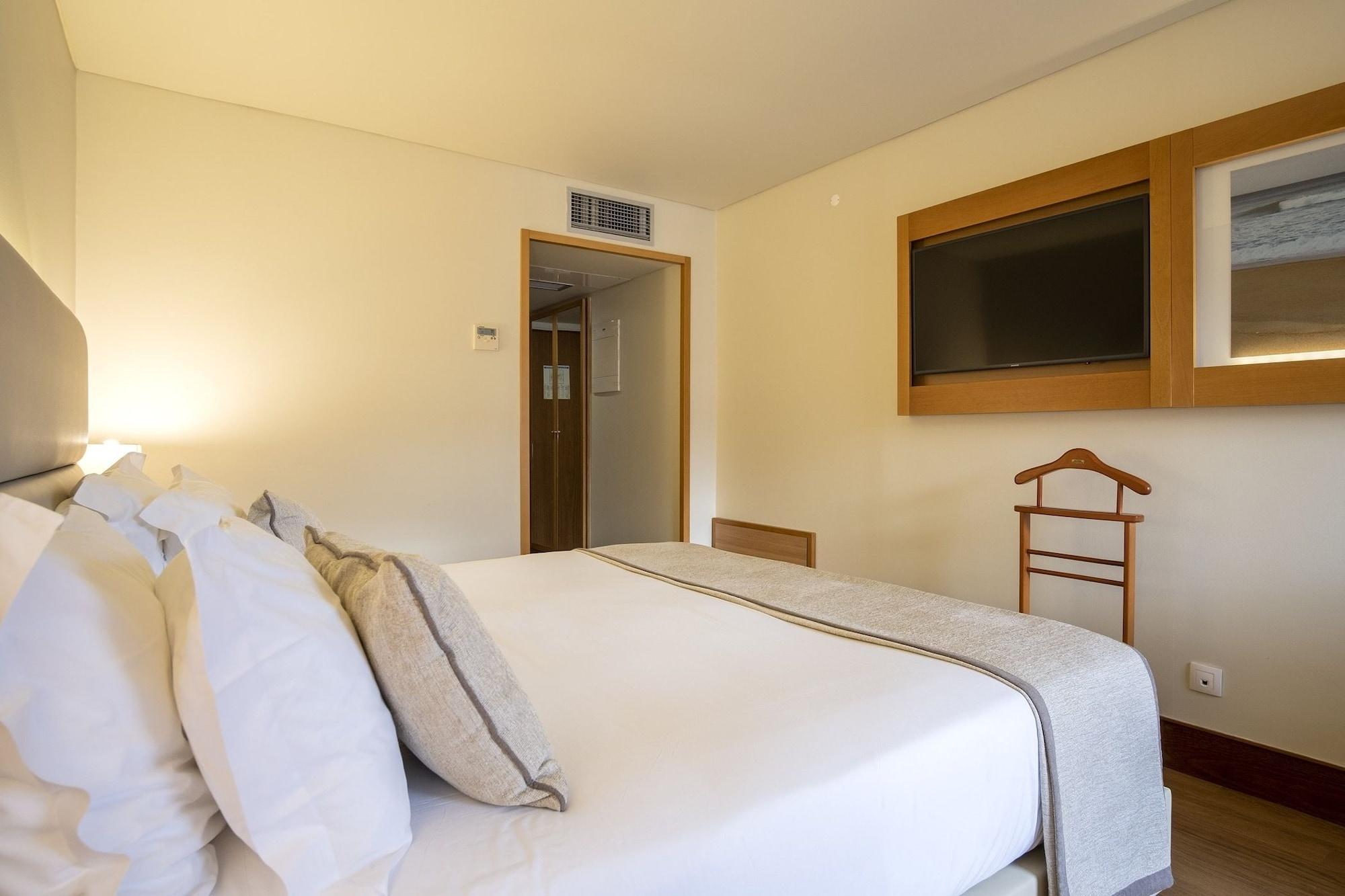 Hotel Comfort Inn Ponta Delgada Extérieur photo