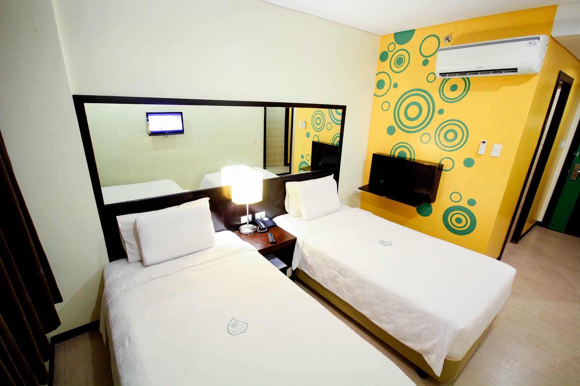 Go Hotels Puerto Princesa Extérieur photo