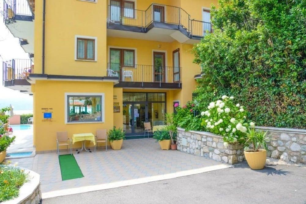 All Inclusive Hotel Piccolo Paradiso Toscolano Maderno Extérieur photo
