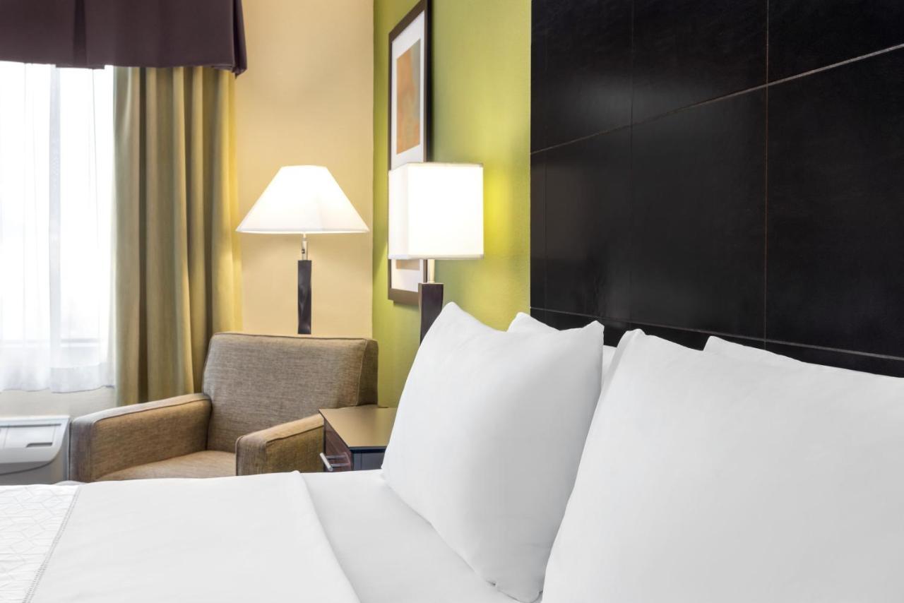 Holiday Inn Express Hotel & Suites Edmond, An Ihg Hotel Extérieur photo