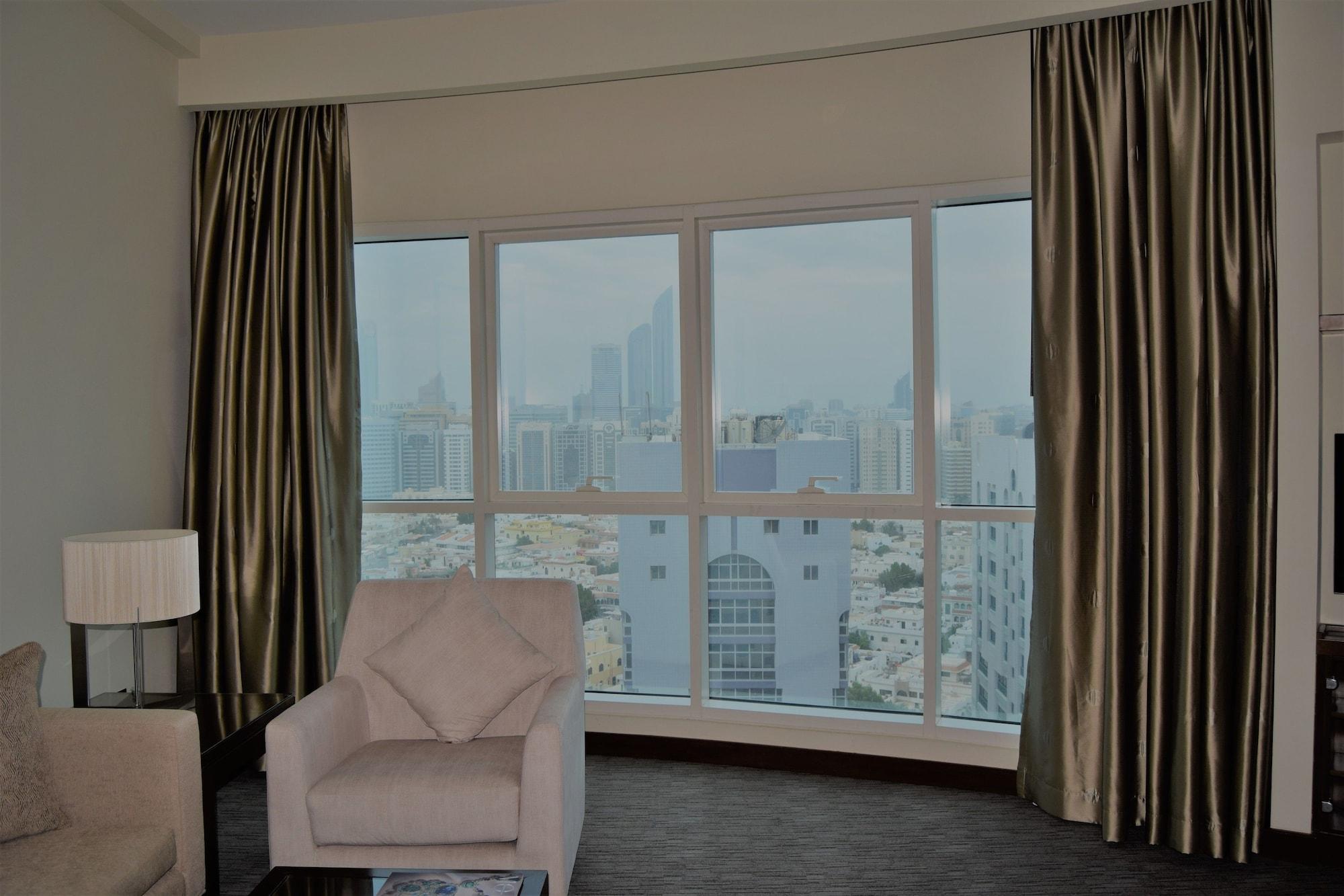 Grand Millennium Al Wahda Hotel And Executive Apartments Abou Dabi Extérieur photo