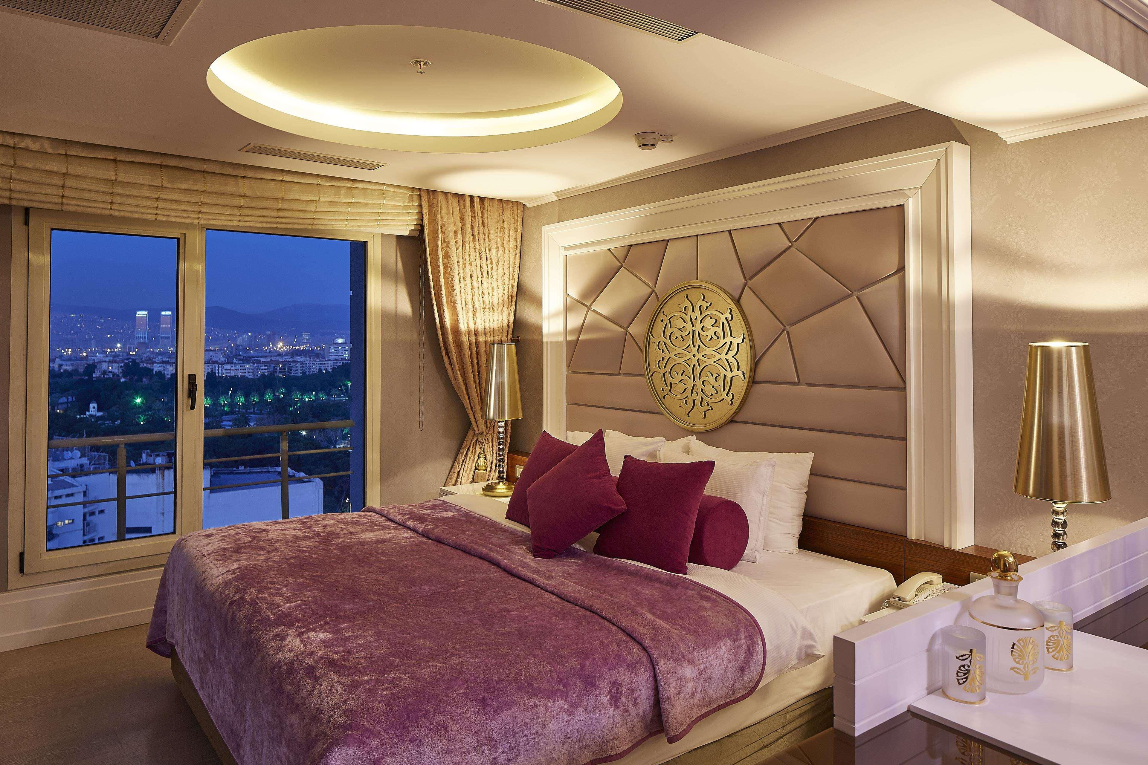 Hôtel Doubletree By Hilton Izmir - Alsancak Extérieur photo