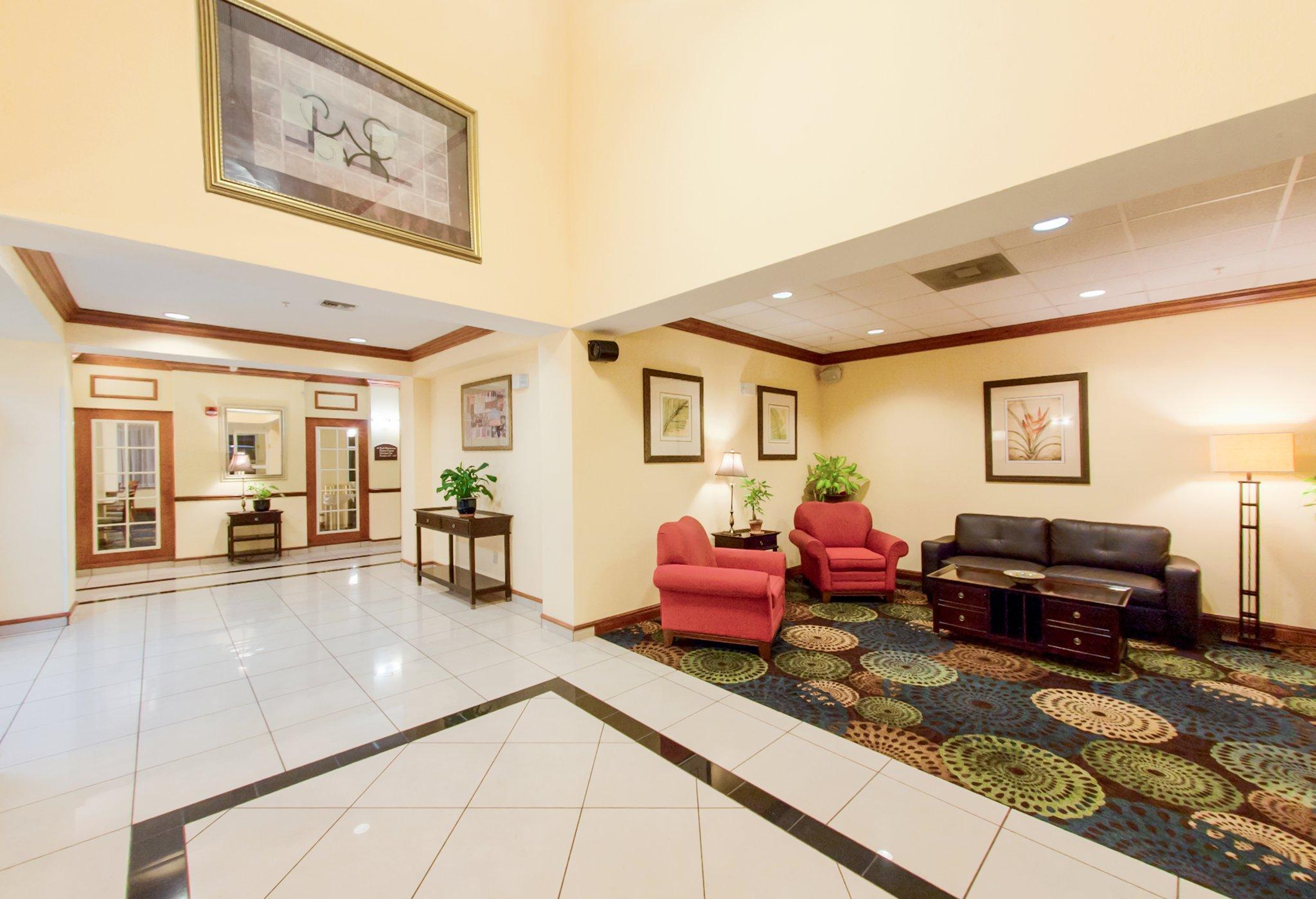 Holiday Inn Express Hotel & Suites Tampa-Fairgrounds-Casino, An Ihg Hotel Extérieur photo
