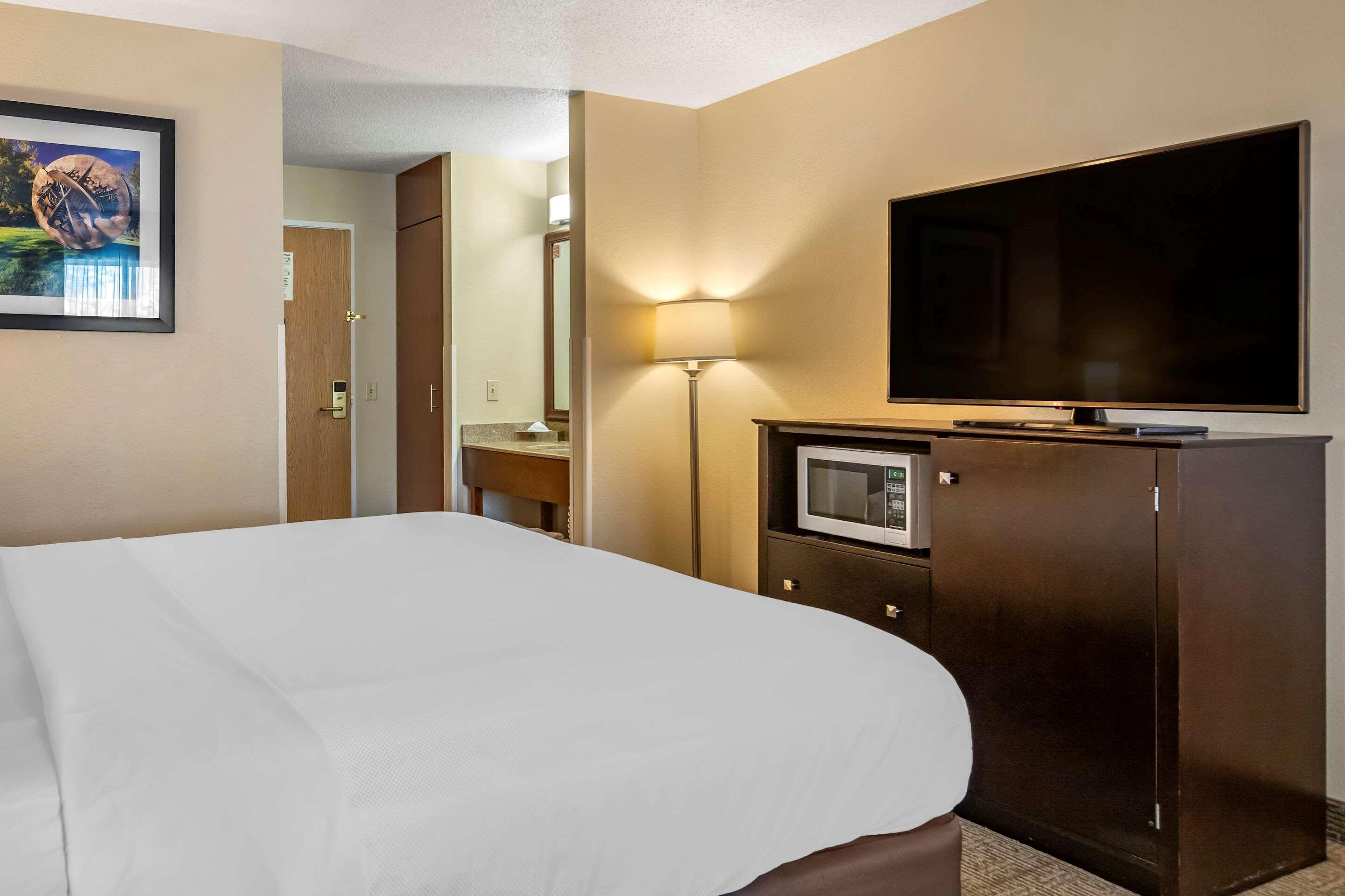Comfort Inn & Suites Paw Paw Extérieur photo
