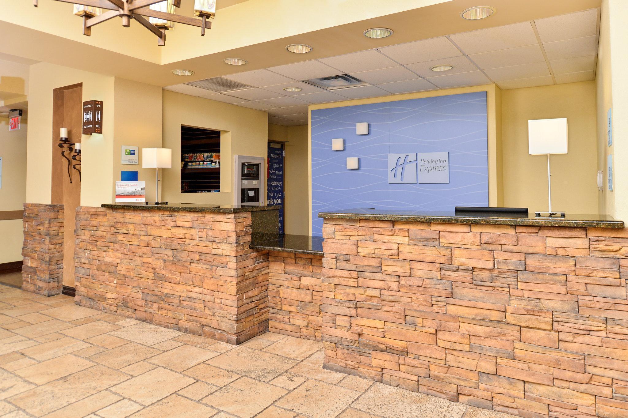 Holiday Inn Express & Suites Albuquerque Historic Old Town, An Ihg Hotel Extérieur photo