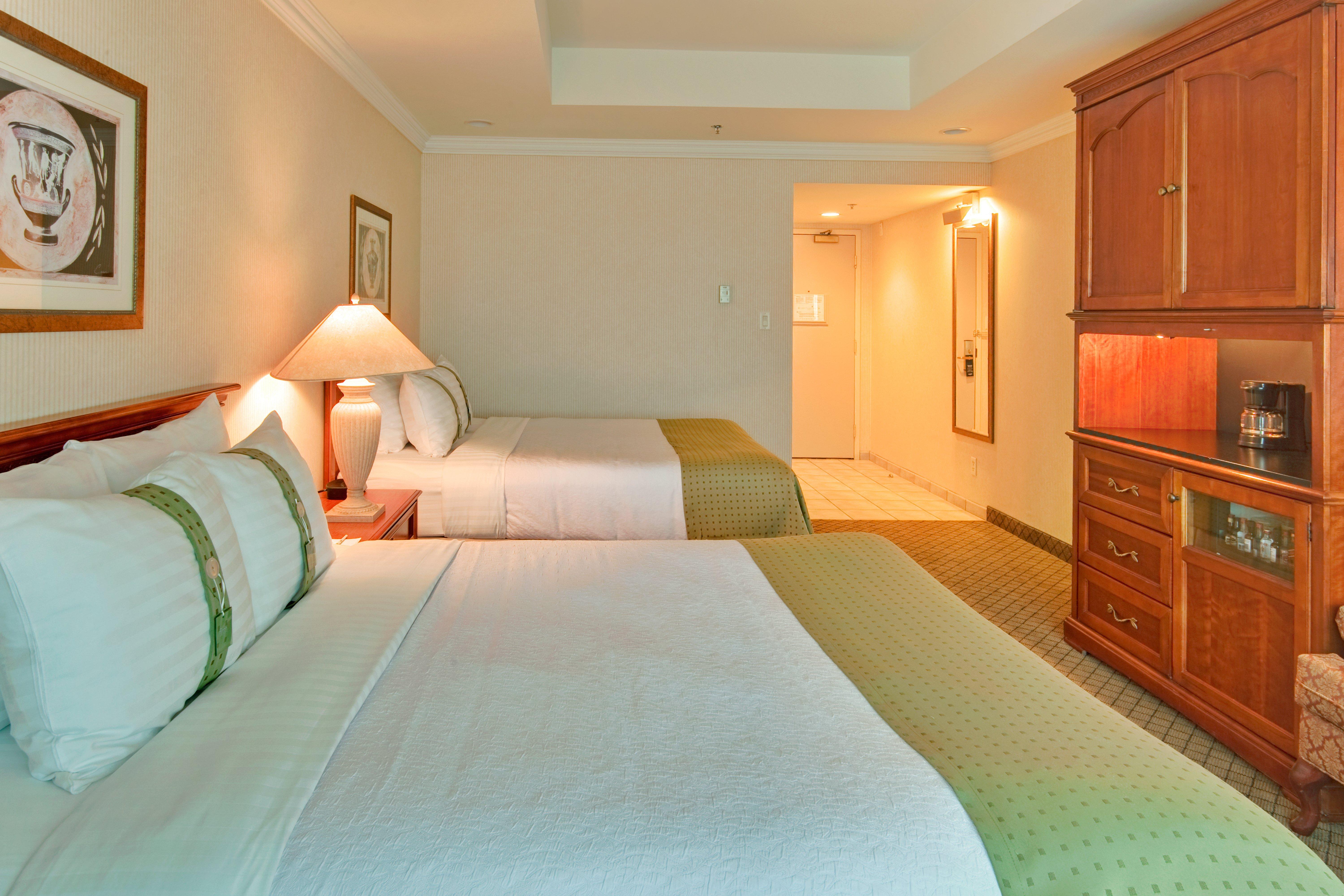 Holiday Inn & Suites Oakville At Bronte, An Ihg Hotel Extérieur photo