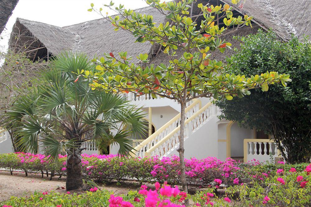 Angel'S Bay Beach Resort Malindi Extérieur photo