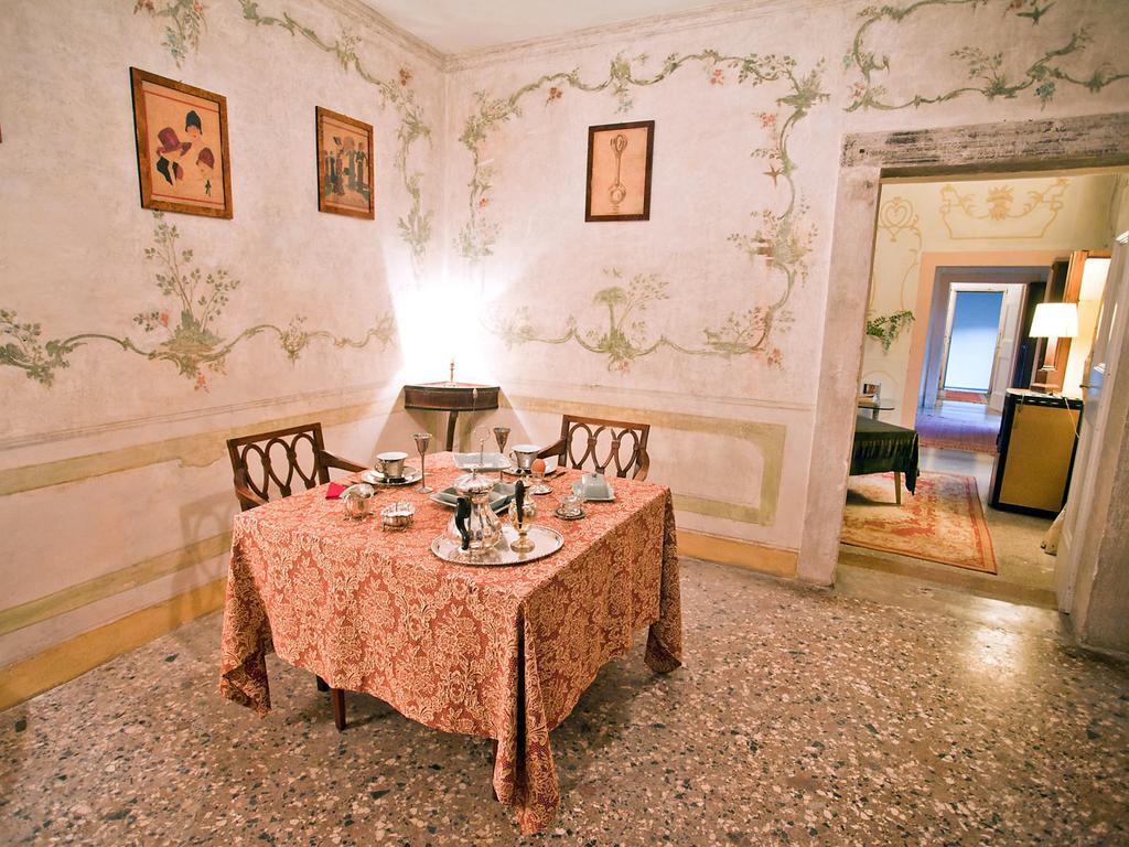 Hôtel Verecondi Scortecci à Conegliano Chambre photo