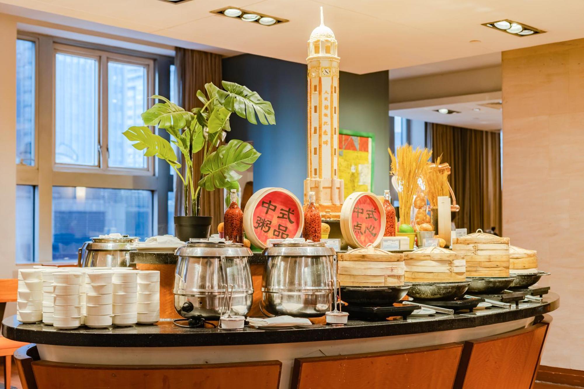 Dekin Hotel Chongqing Jiefangbei Extérieur photo