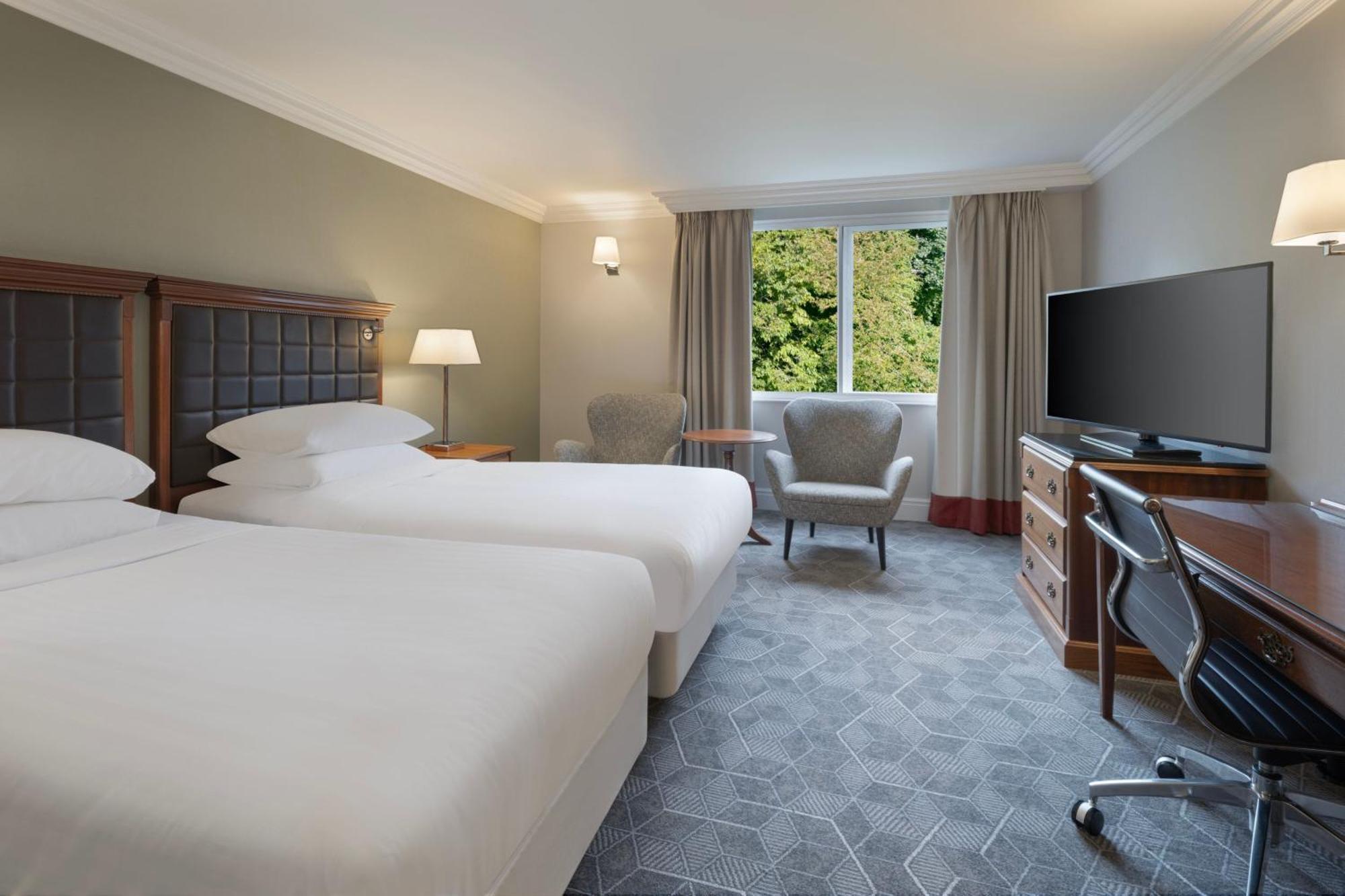 Delta Hotels By Marriott Huntingdon Extérieur photo