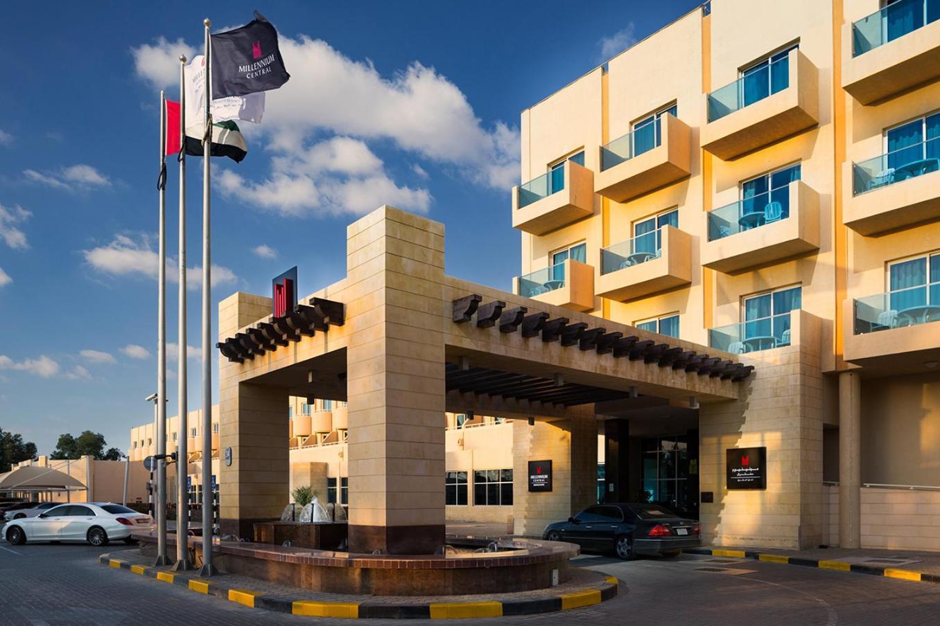 Metropolitan Al Mafraq Hotel Abou Dabi Extérieur photo