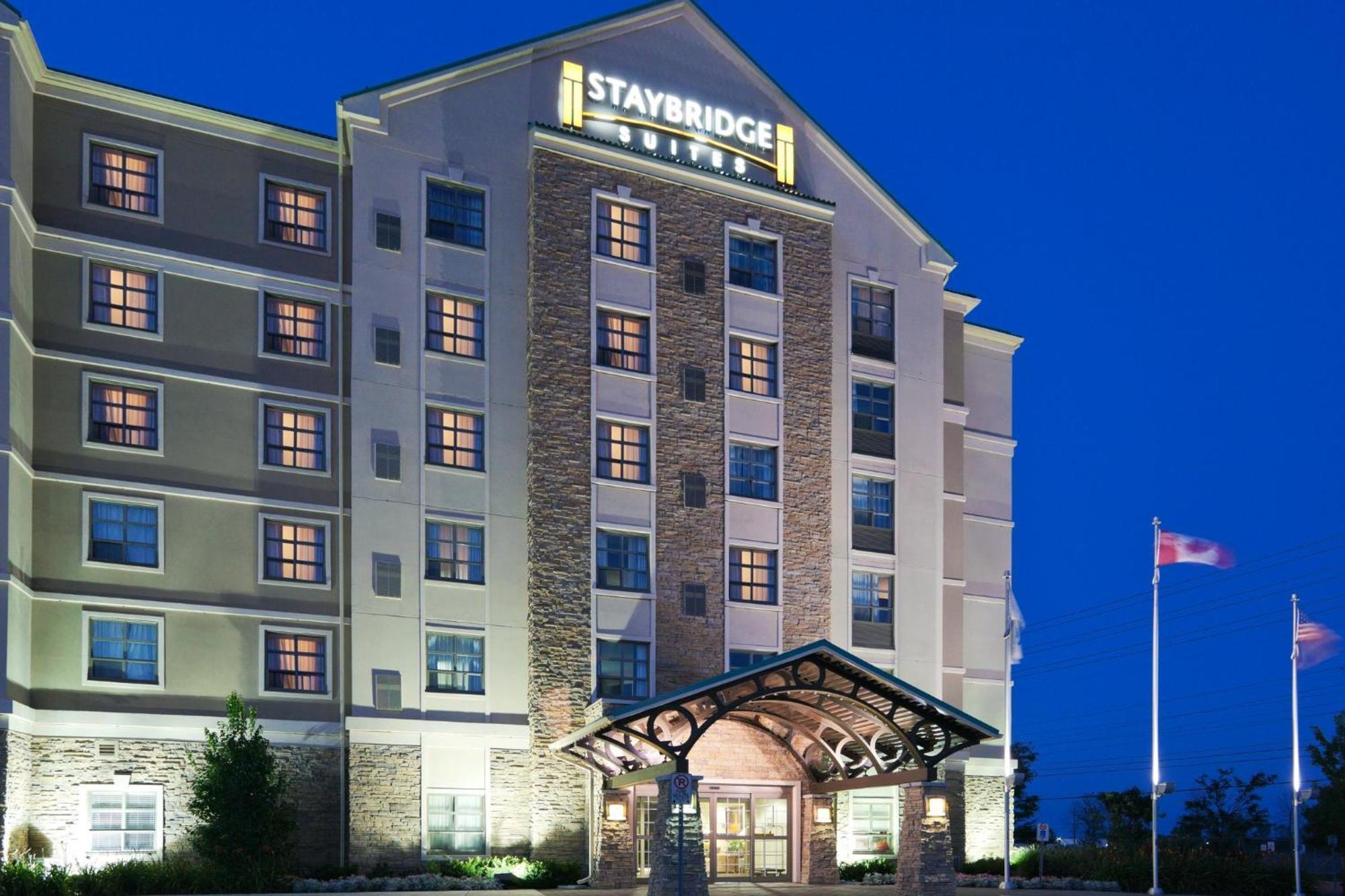 Staybridge Suites Oakville Burlington, An Ihg Hotel Extérieur photo