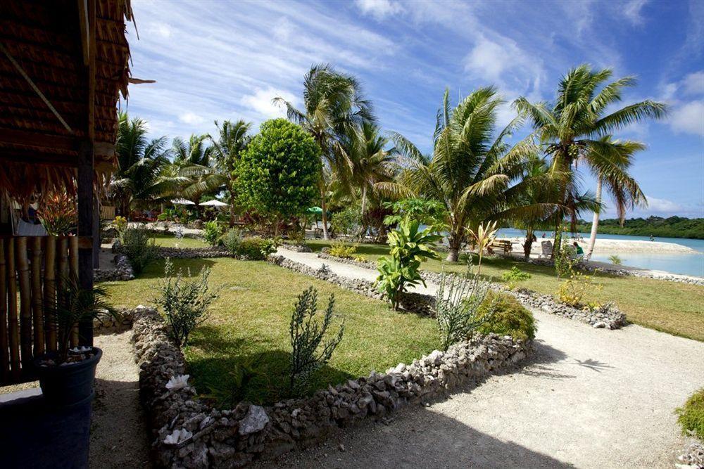 Aquana Beach Resort Port-Vila Extérieur photo
