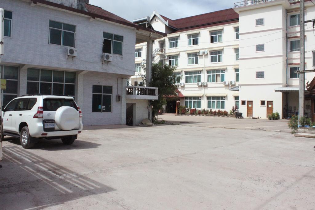Dokchampa Hotel Luang Namtha Extérieur photo