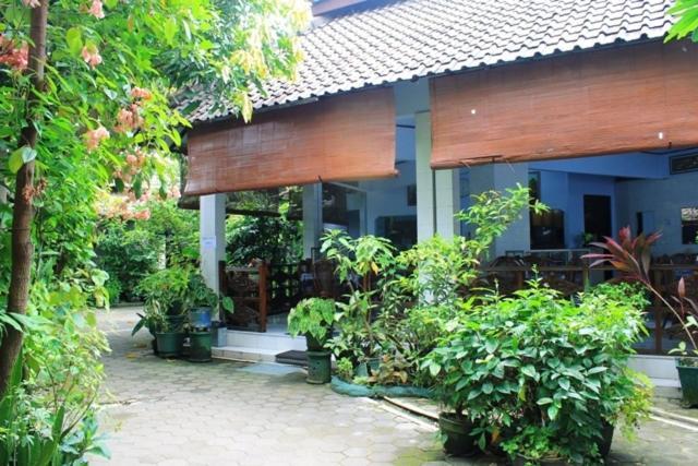 Hotel Seno Yogyakarta Extérieur photo