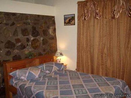 Greenhaven Cottage Bed And Breakfast Tobago Chambre photo