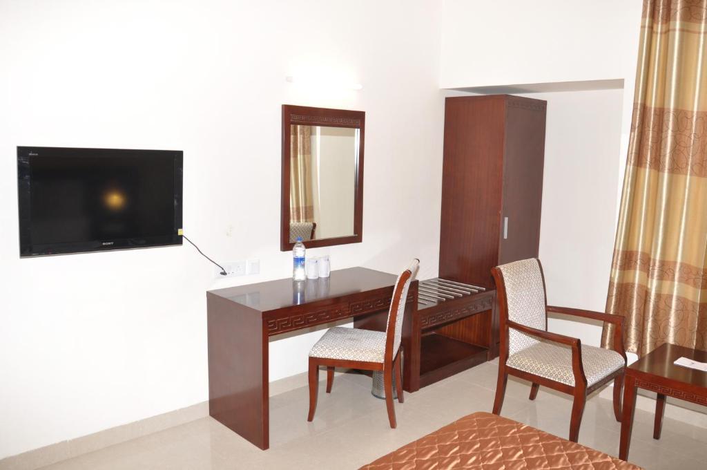 Hôtel Alps Residency à Krishnagiri Chambre photo