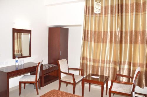 Hôtel Alps Residency à Krishnagiri Chambre photo