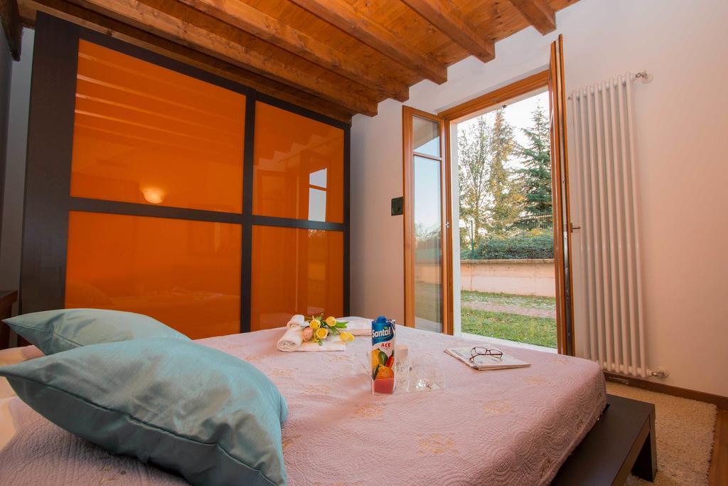 Manerba Del Garda Resort Chambre photo