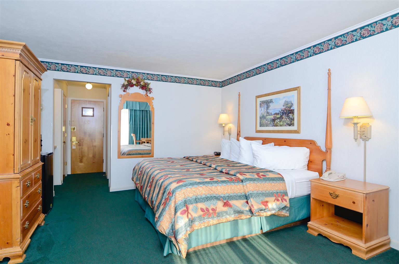 Magnuson Grand Pioneer Inn And Suites Escanaba Chambre photo