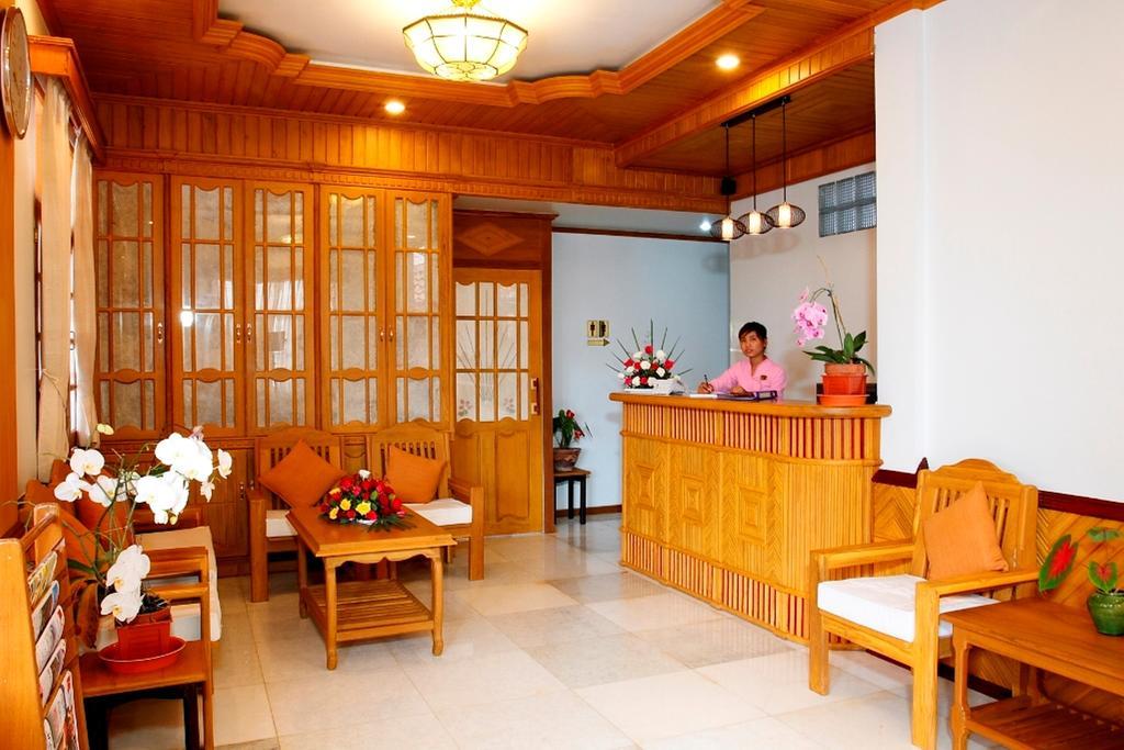Inle Lotus Hotel Nyaung Shwe Extérieur photo