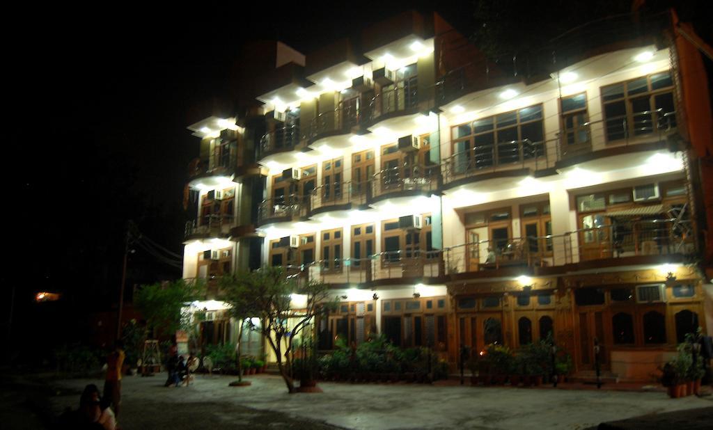 Hotel New Aditya Haridwār Extérieur photo