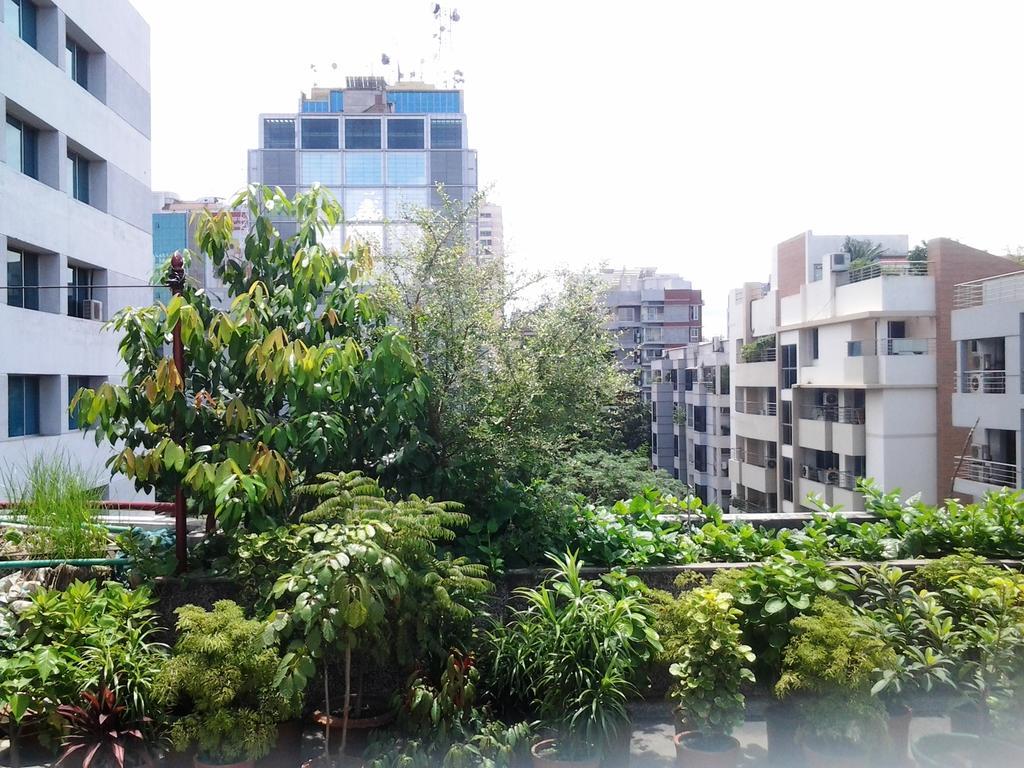 Hôtel Eastern House - Peaceful Living At Diplomatic Zone à Dhaka Extérieur photo