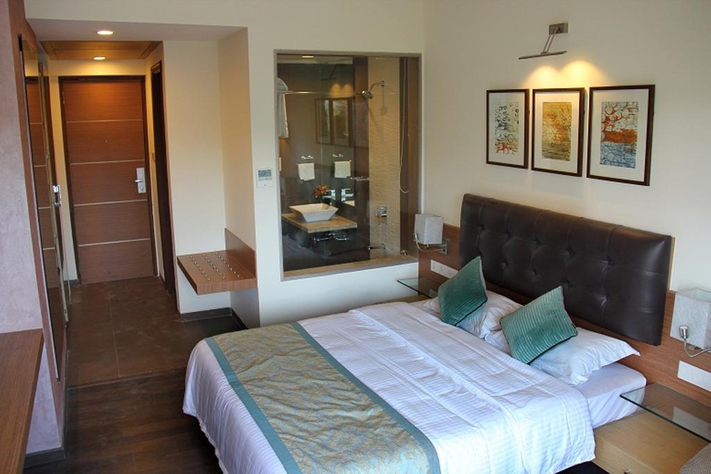 Hotel Riverview Ahmedabad Chambre photo