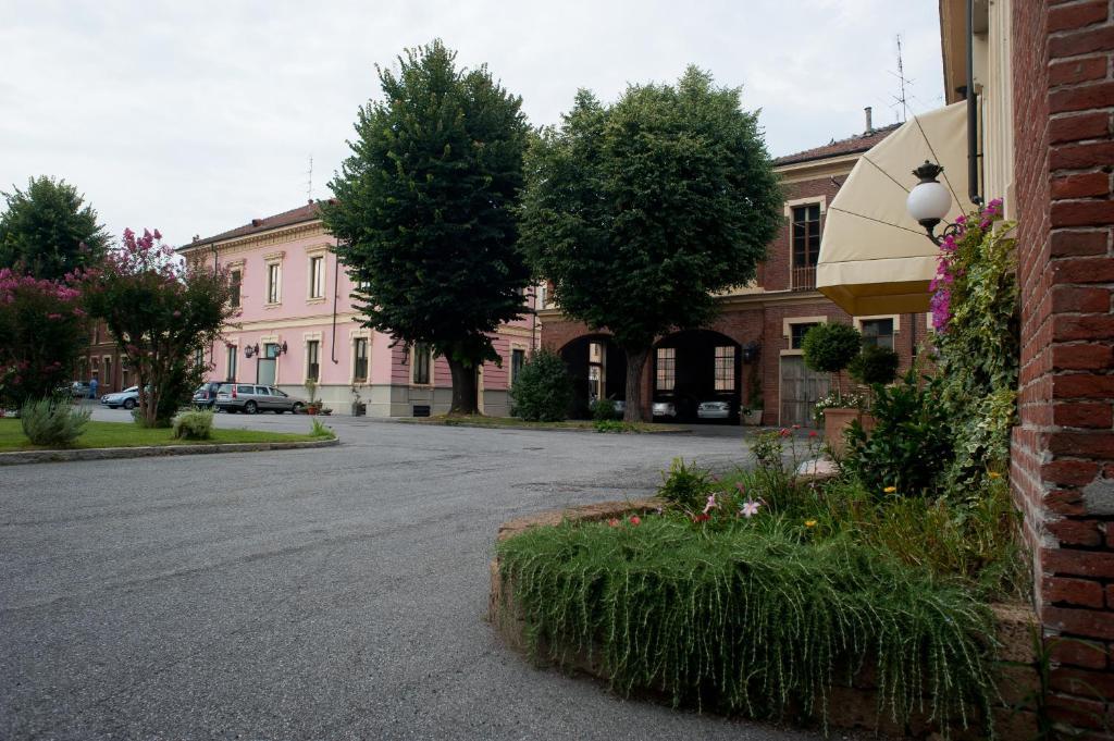 Hotel Candiani Casale Monferrato Extérieur photo