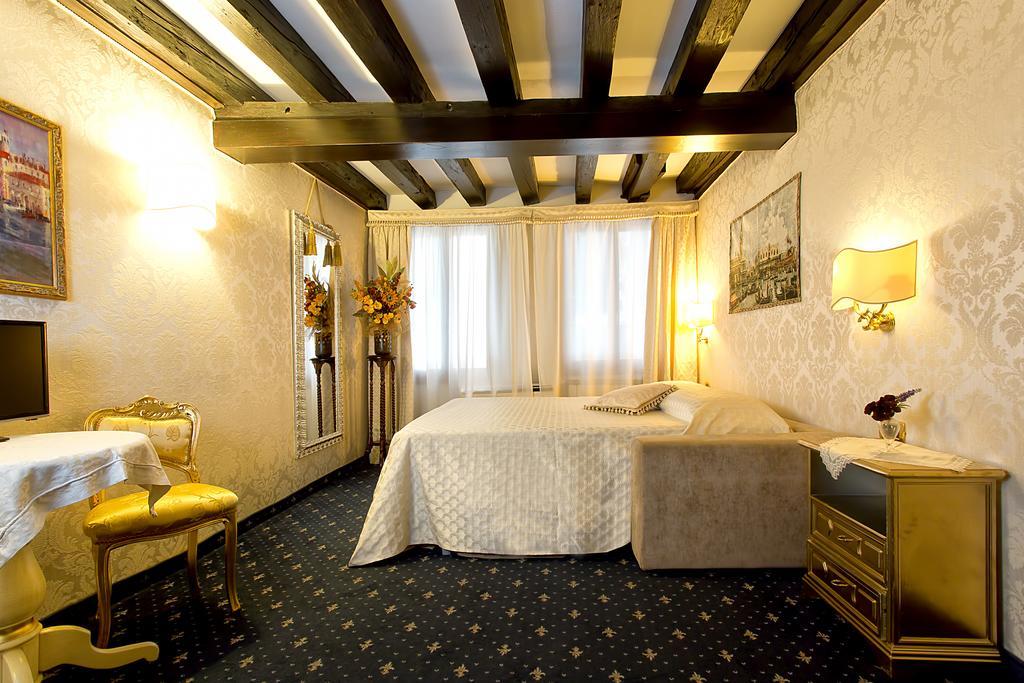 Bed and Breakfast Ca' Della Loggia à Venise Extérieur photo