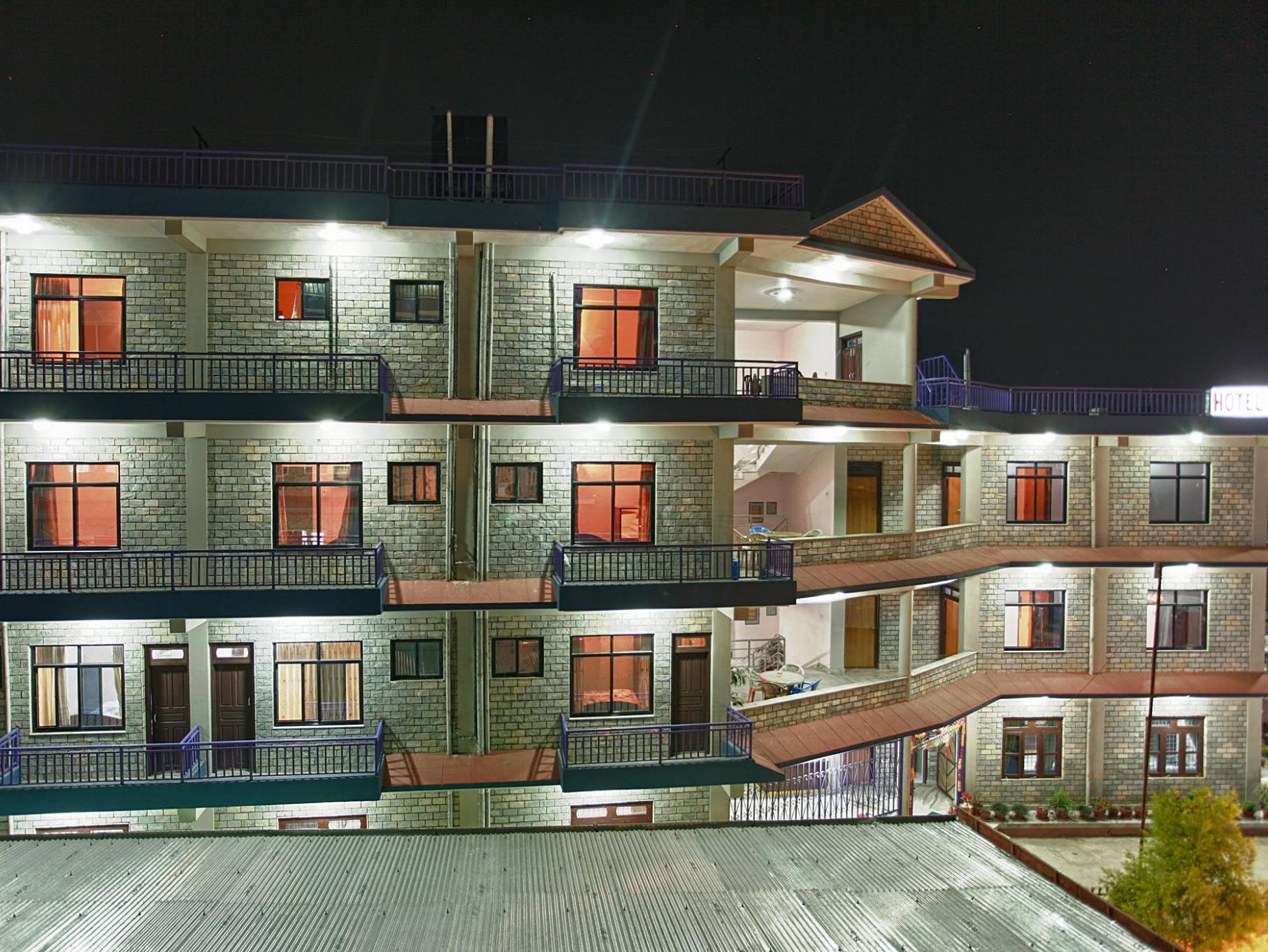Hotel Fine Pokhara Extérieur photo