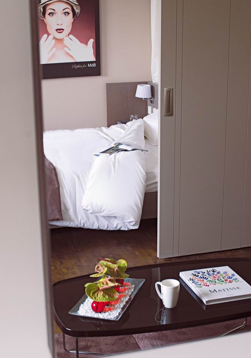 Standing Hotel Suites By Actisource Roissy-en-France Chambre photo
