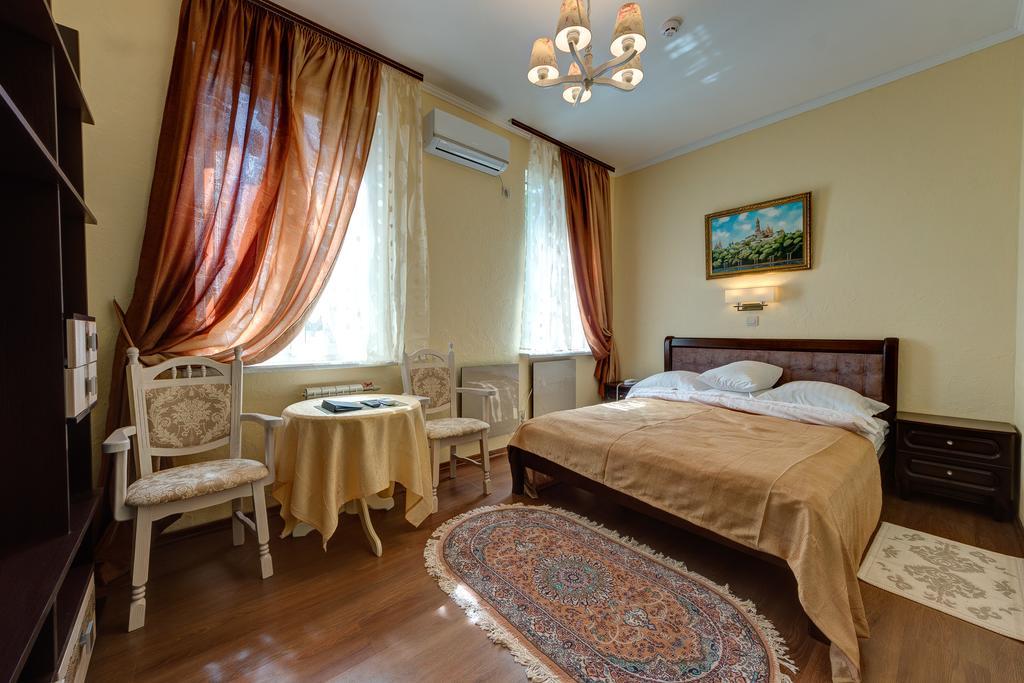 Aleksandria Hotel Kiev Extérieur photo