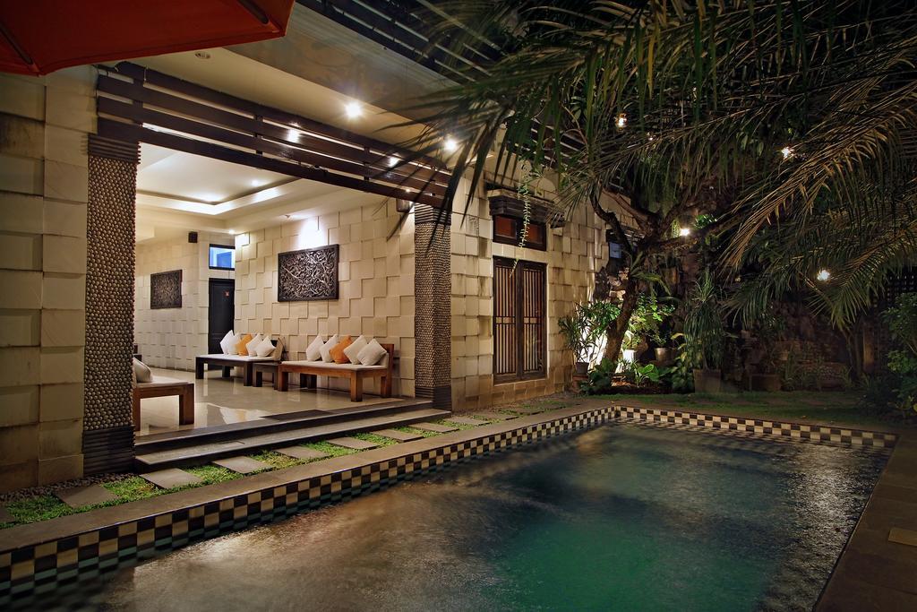 Anika Melati Hotel And Spa Tuban Extérieur photo