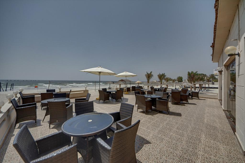Ajman Beach Hotel Extérieur photo