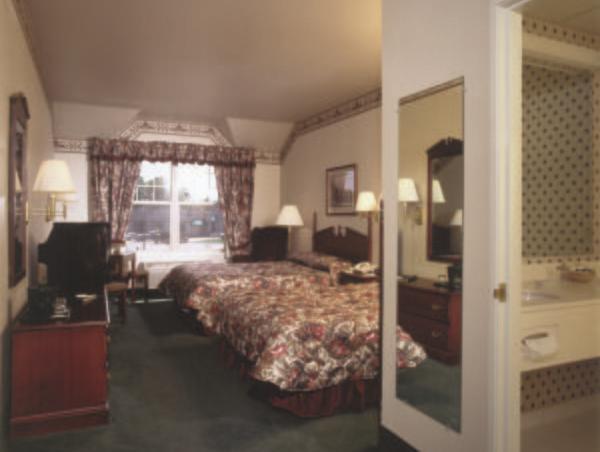 Country Inn&Suites by Radisson, Wausau, WI Schofield Extérieur photo