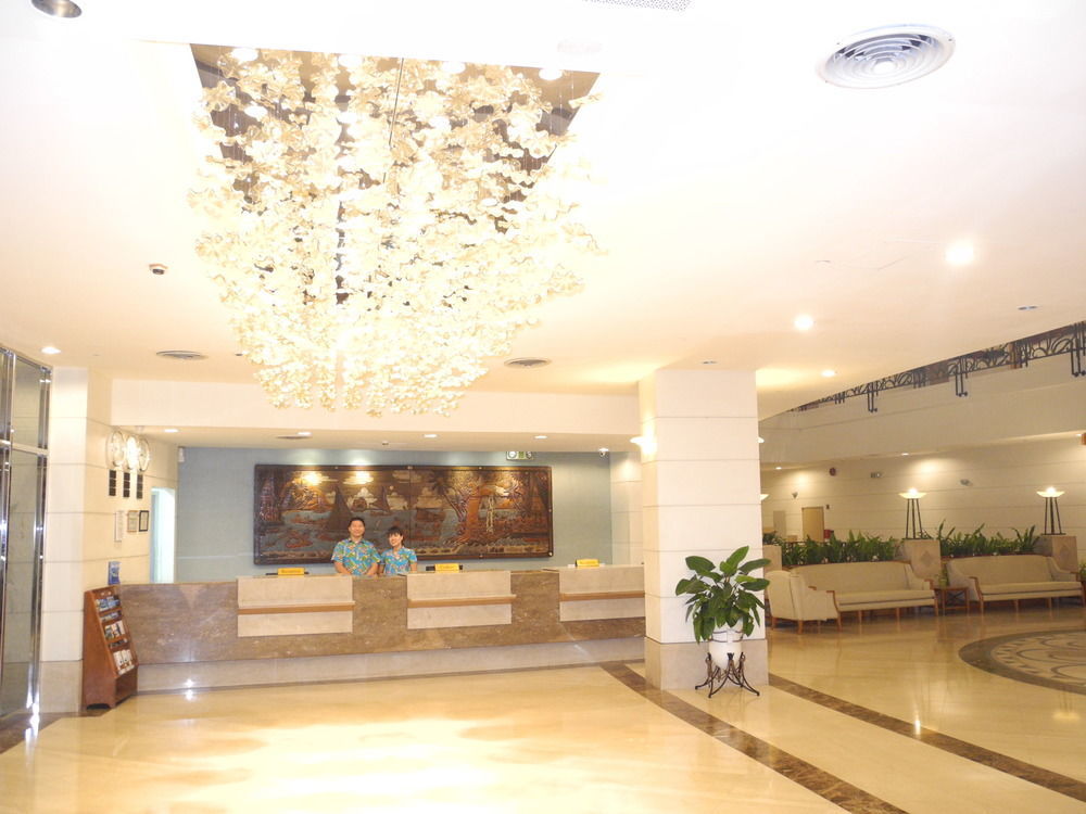 Palasia Hotel Koror Extérieur photo