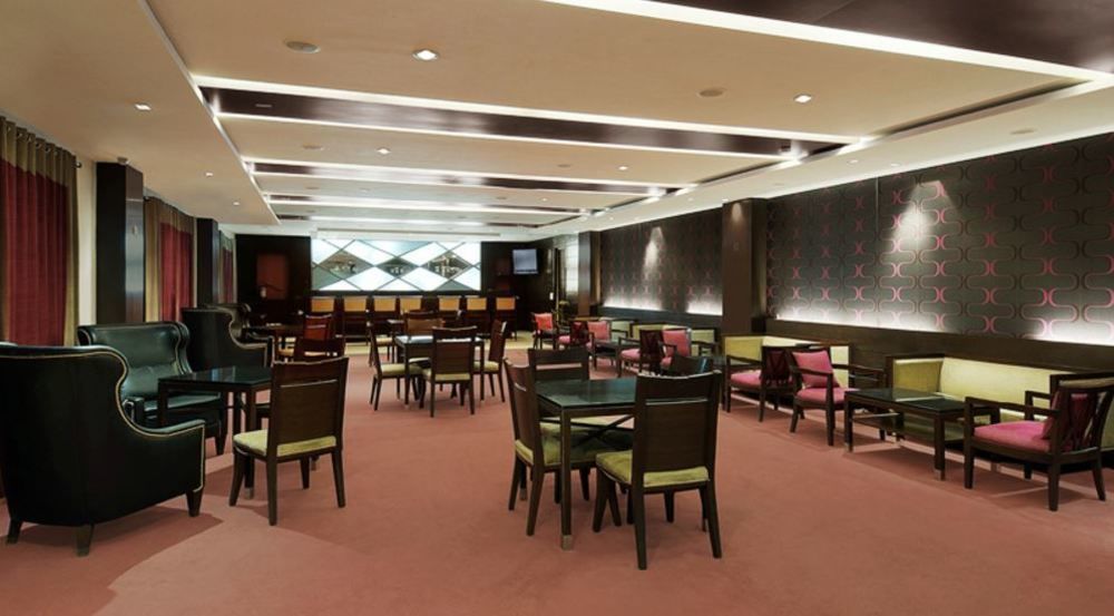Ramada By Wyndham Mussoorie Mall Road Extérieur photo
