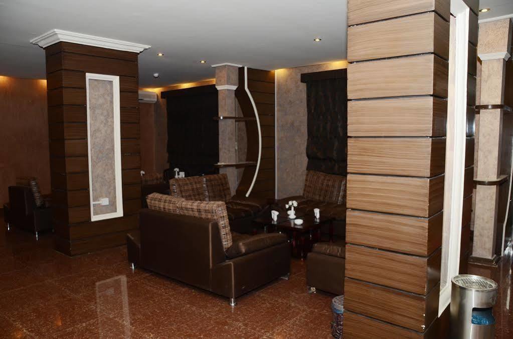 Harmony House Hotel Apartments Riyad Extérieur photo